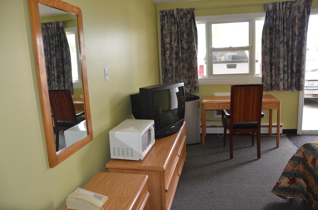 Coachman Inn Риджайна Номер фото